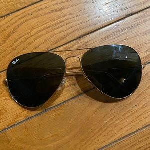 RayBan Large Aviators (black lens, gold frame)